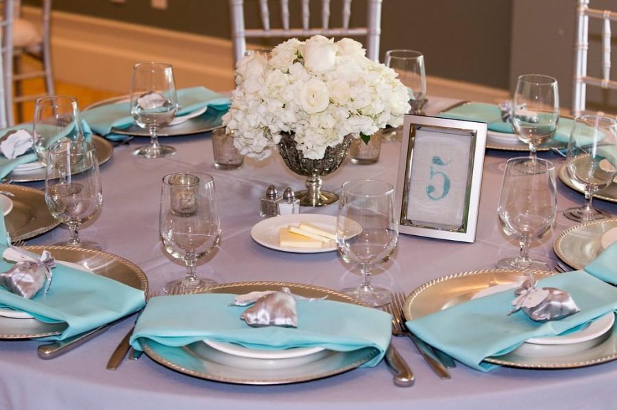 Simple Wedding Table Decorations