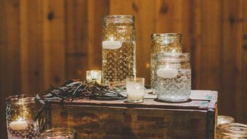 candles for rustic wedding