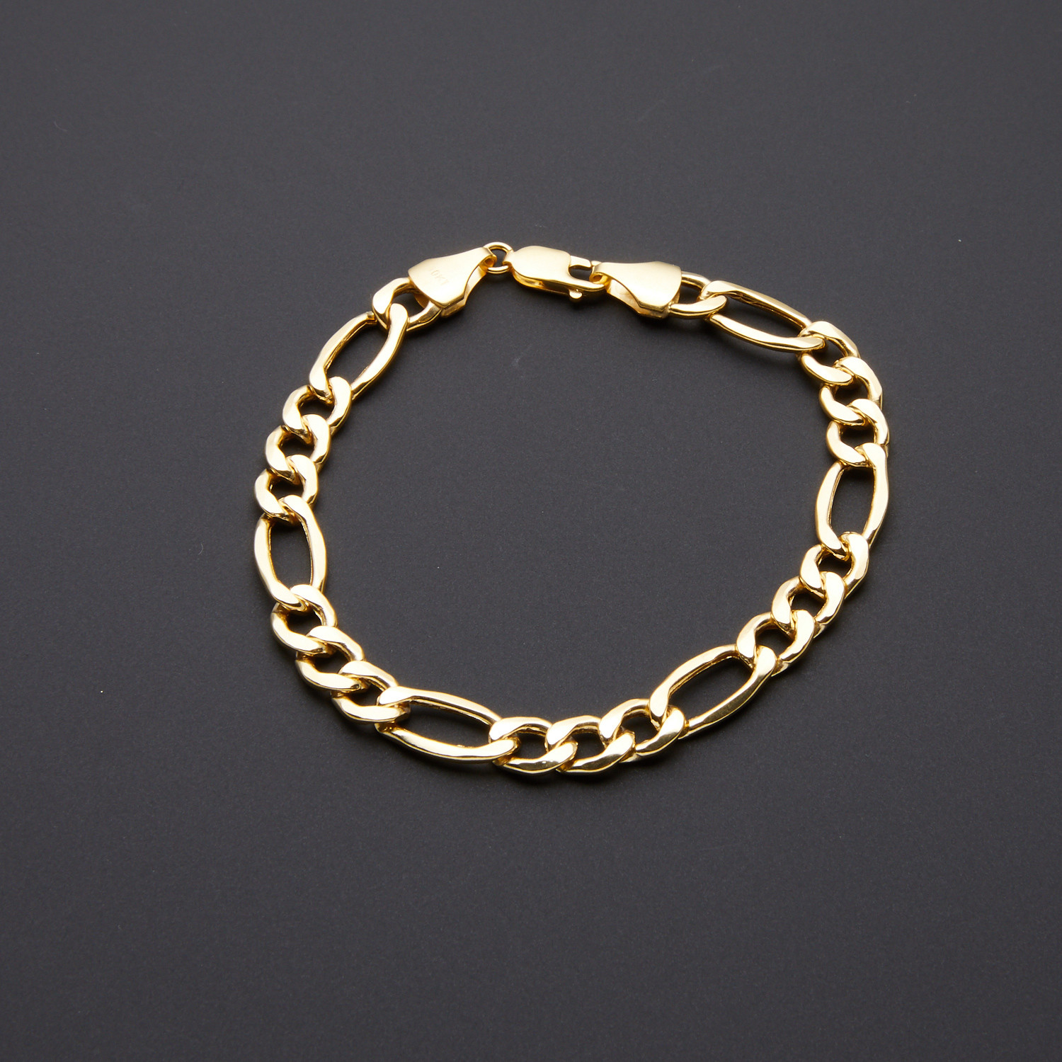 figaro gold chain bracelet shape
