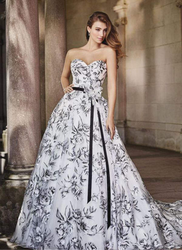 Beautiful Black and White Wedding Dress Simple