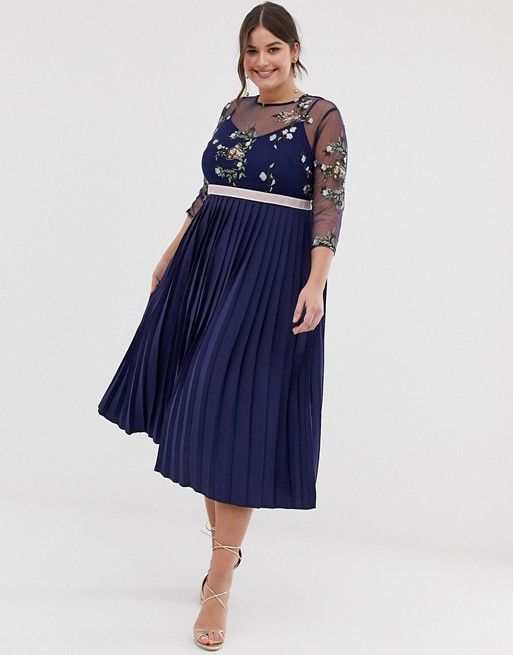 Plus Size Bridesmaid Dresses Plus Embroidered Top Midi Dress in Navy