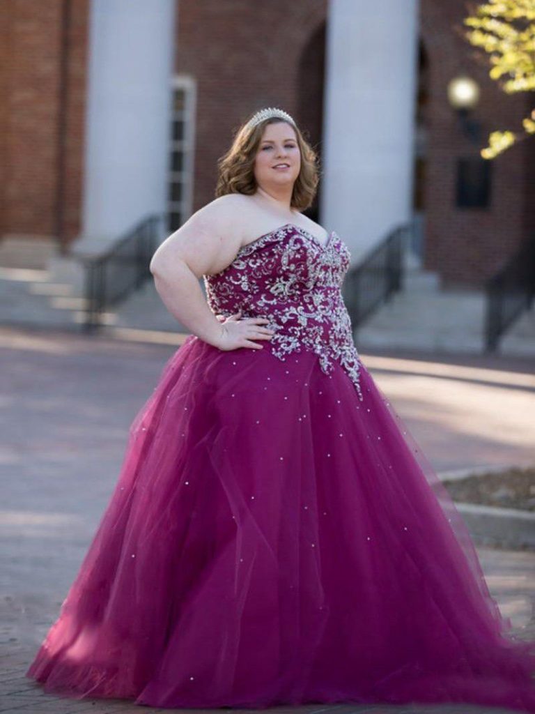 Plus Size Sleeveless Tulle Gown